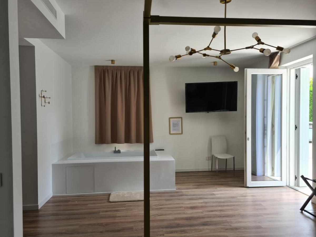 Residence Le Aromatiche คาวาญอง เวโรเนเซ ภายนอก รูปภาพ